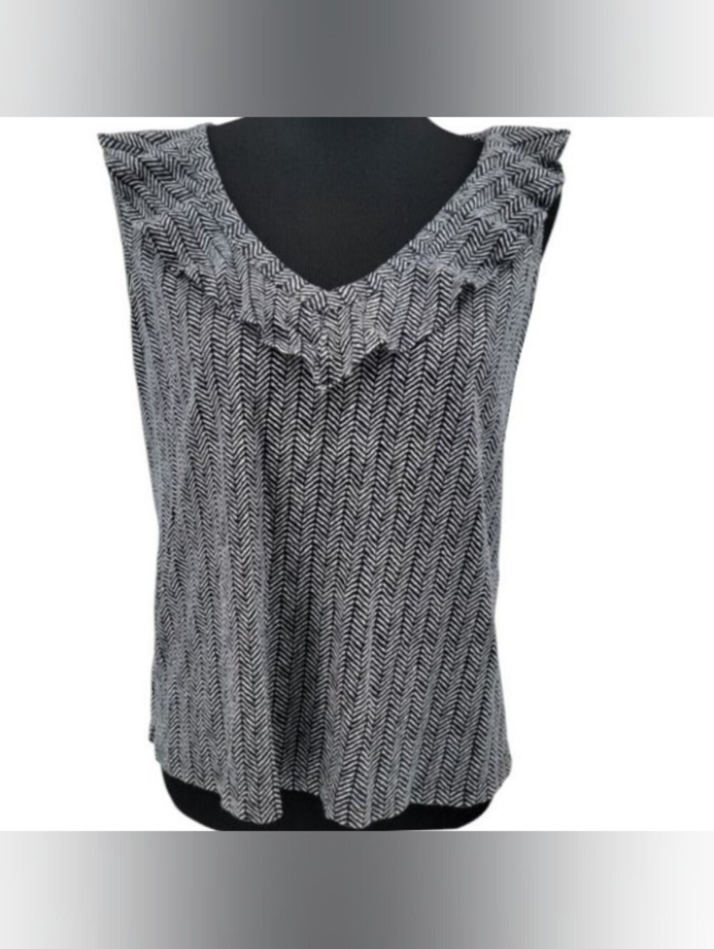 WHBM Sleeveless Blouse V Neck Cotton Viscose Herringbone Ruffle Black White M